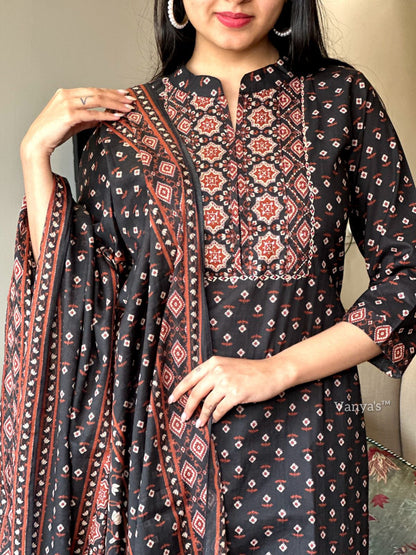 Black cotton Patola Print Kurta Set – Kantha Work with Dupatta - Shubh Trends